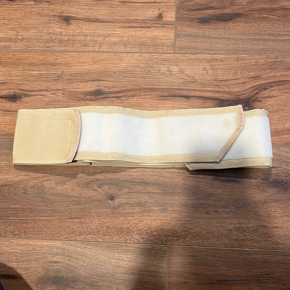 UpSpring Shrinkz Postpartum Hip Belt
